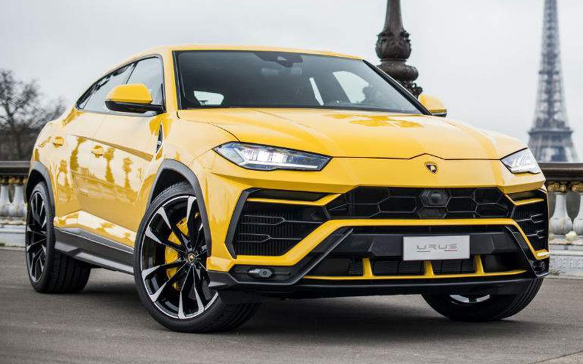 Lamborghini Urus Yellow